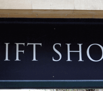 بررسی تاثیر مهم و حیاتی تابلوسازی بر رونق کسب و کار 1 بررسی تاثیر مهم و حیاتی تابلوسازی بر رونق کسب و کار