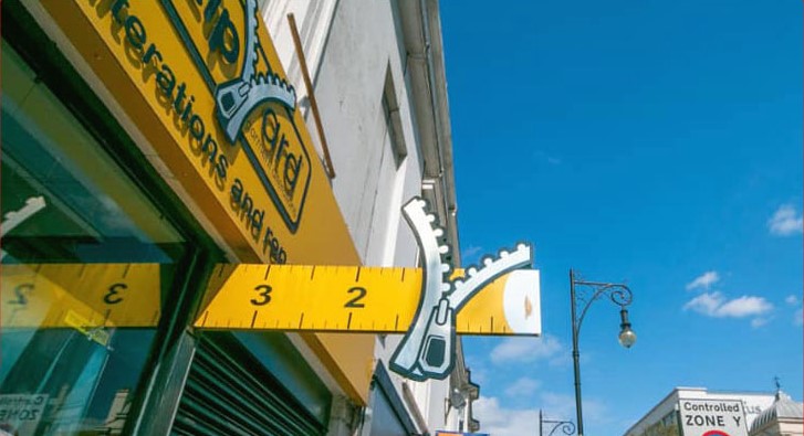 تابلو خیاطی زنانه