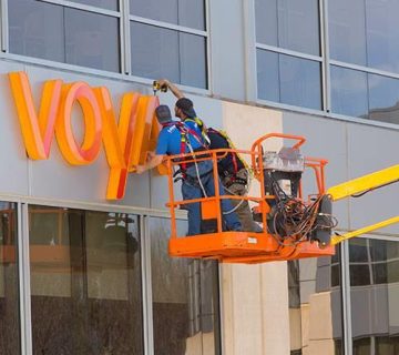 تابلو پلکسی چیست و چه کاربردی دارد؟ 5 تابلو پلکسی چیست و چه کاربردی دارد؟