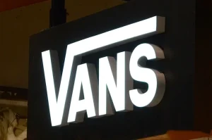 به‌روزرسانی‌ تابلو‌ چلنیوم