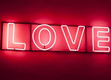 روش ساخت تابلو نئون چگونه است؟