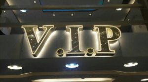 تابلو چلنیوم را بشناسیم 1 تابلو چلنیوم را بشناسیم